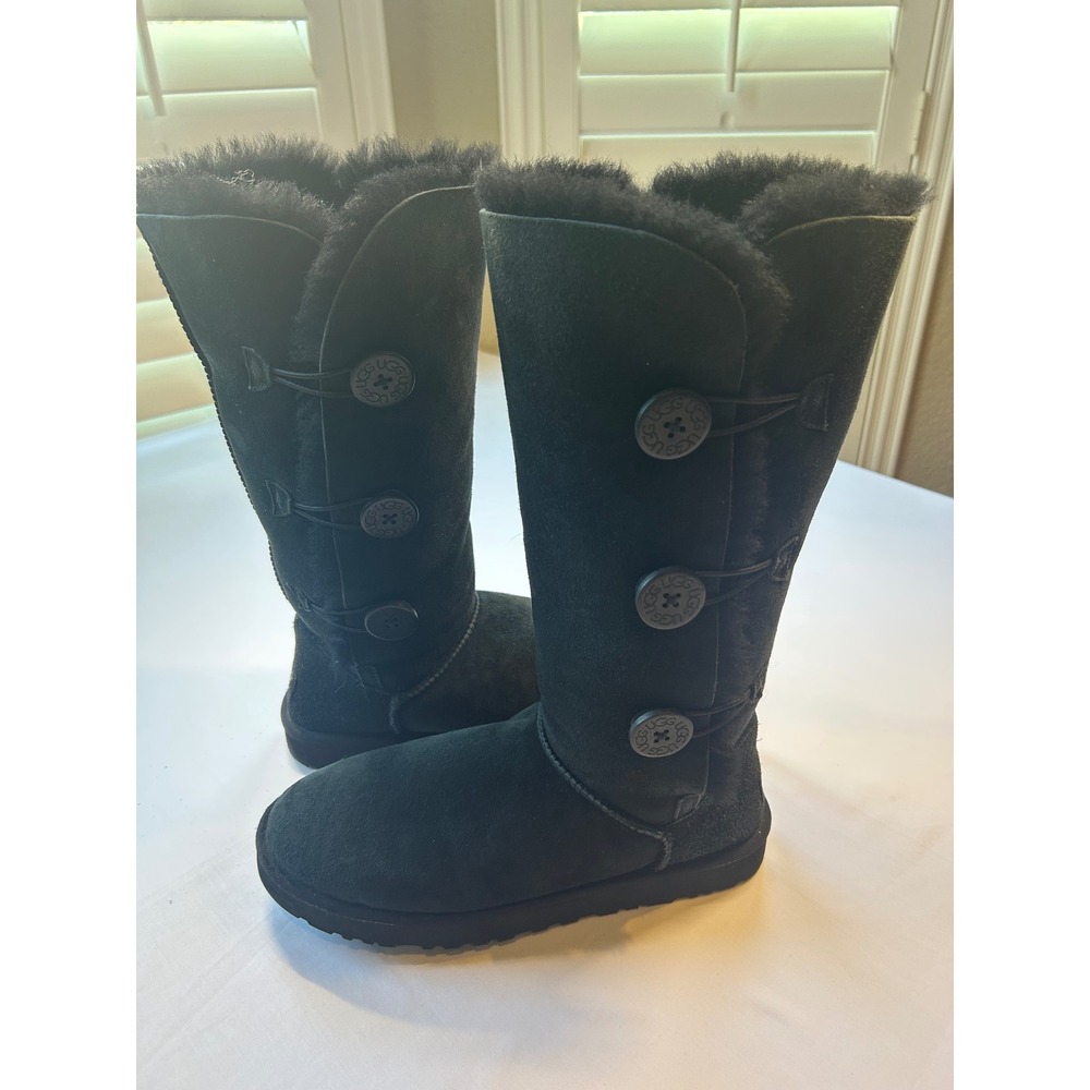 UGG Bailey Button Triplet Boots Women 11 Black Tall Suede Shearling